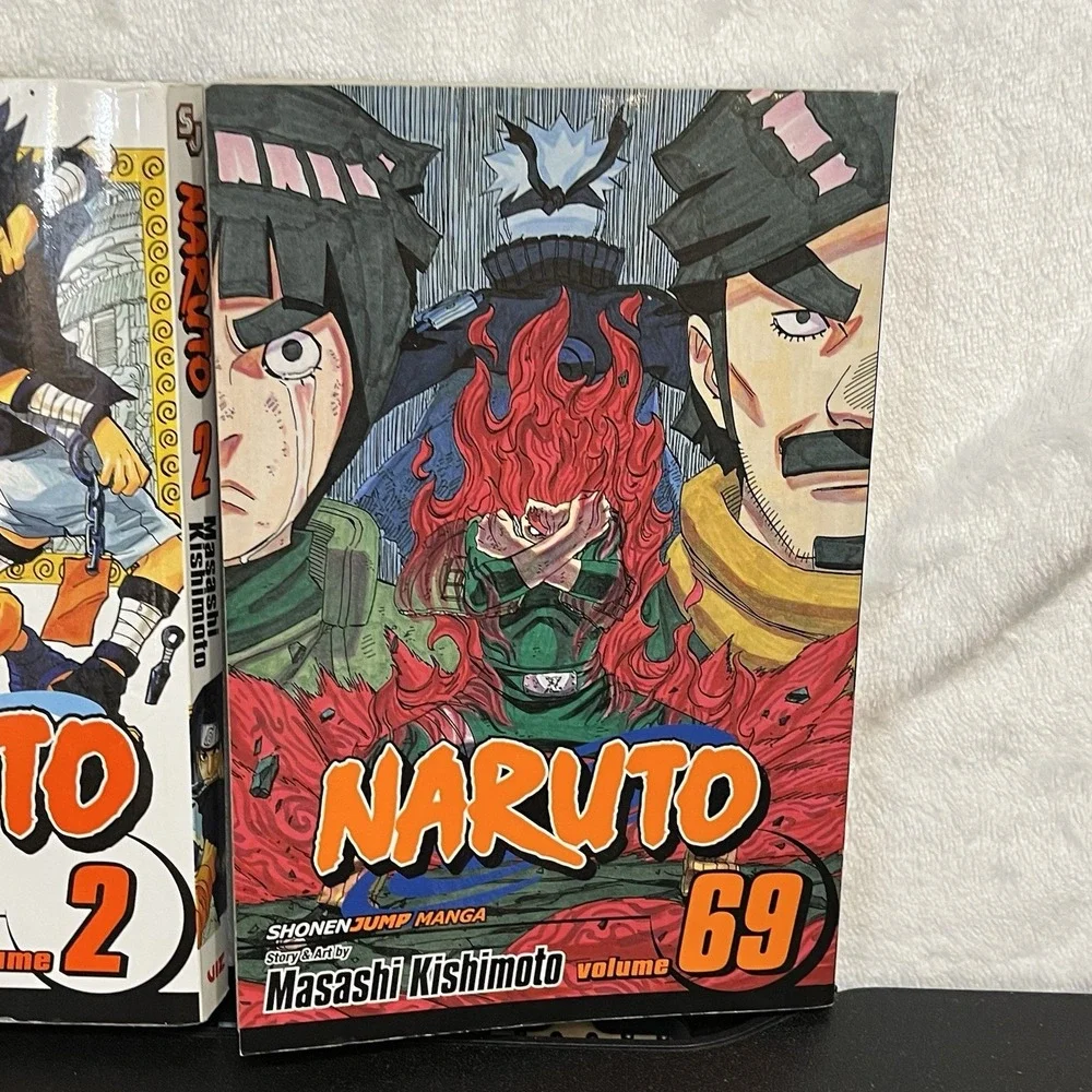Naruto Volume 1 & Volume 69 Masashi Kishimoto Comic Books Japanese Manga Lot